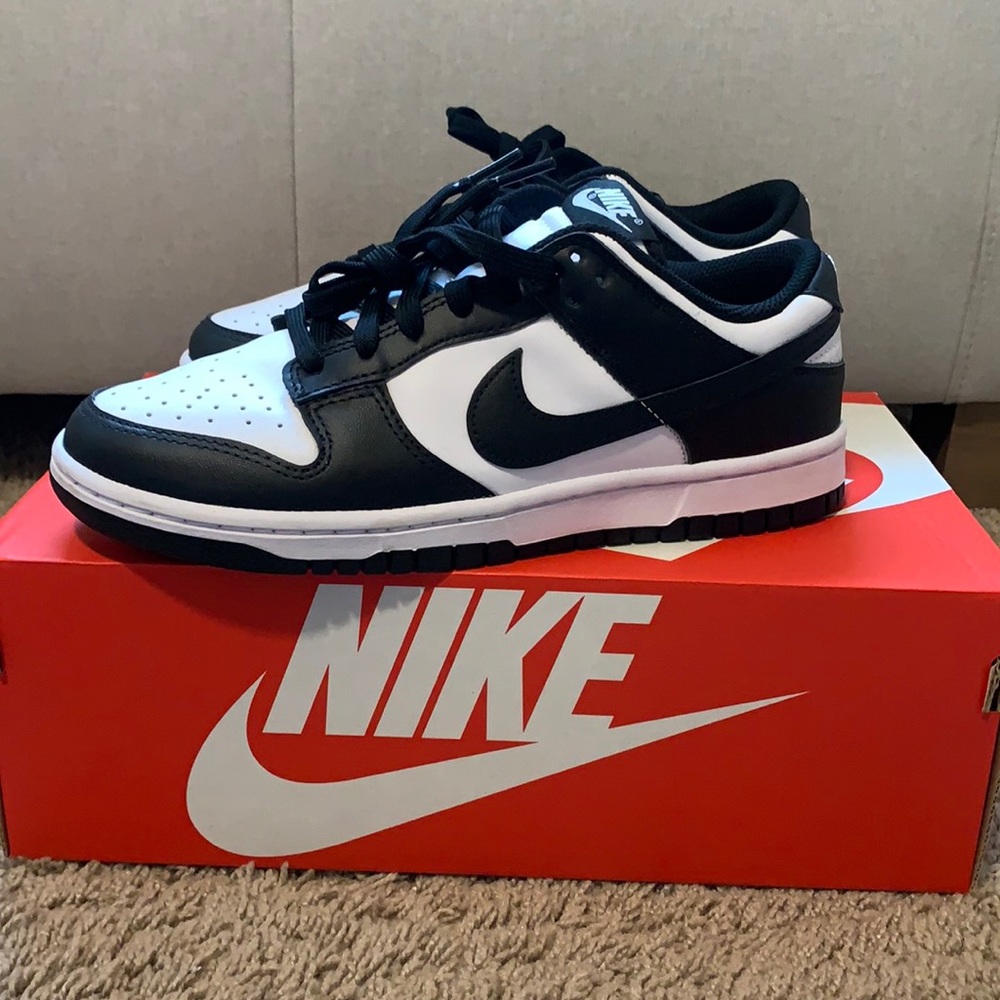 NIKE Dunk Low Black&White
